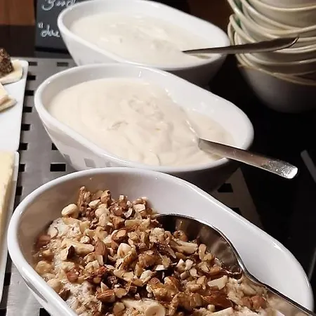 Отель Eurostar Кастроп-Рауксель