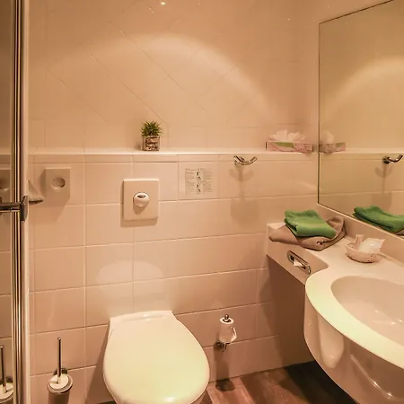 Eurostar 4* Кастроп-Рауксель