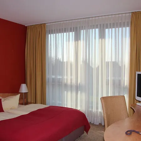 Отель Eurostar 4*